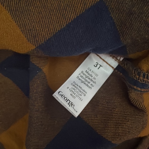 Button Down Shirts - Picture 4 of 4